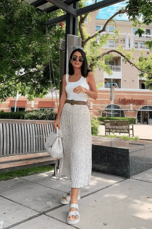 20 Trendy Back-to-School Outfits with Birkenstocks: Rock Your Campus Style