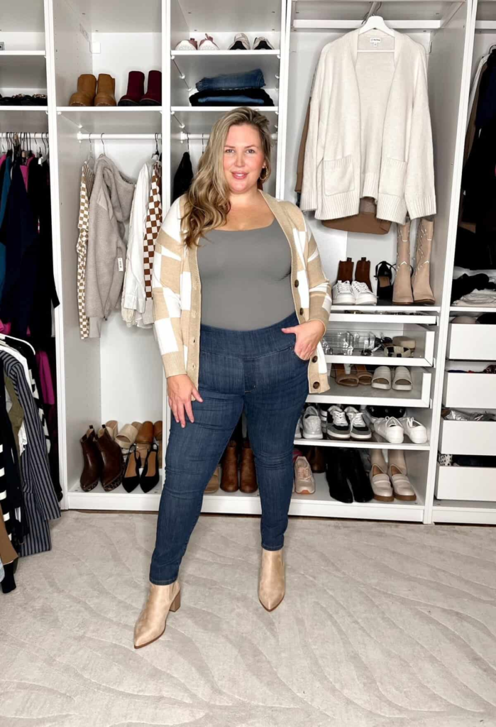 Cozy Chic: Cardigan and Jeans Combo