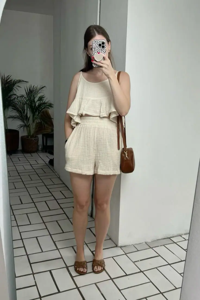 20 Sun-Kissed Back-to-School Outfits: Beach Vibes Meet Campus Style