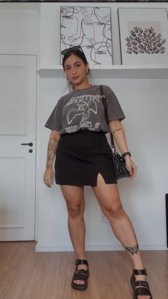 20 Retro Back-to-School Looks: Vintage Outfit Ideas That Never Go Out of Style