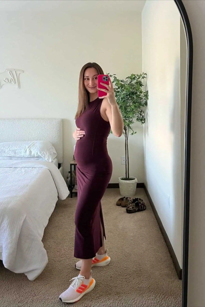 Sleek Burgundy Bodycon Dress