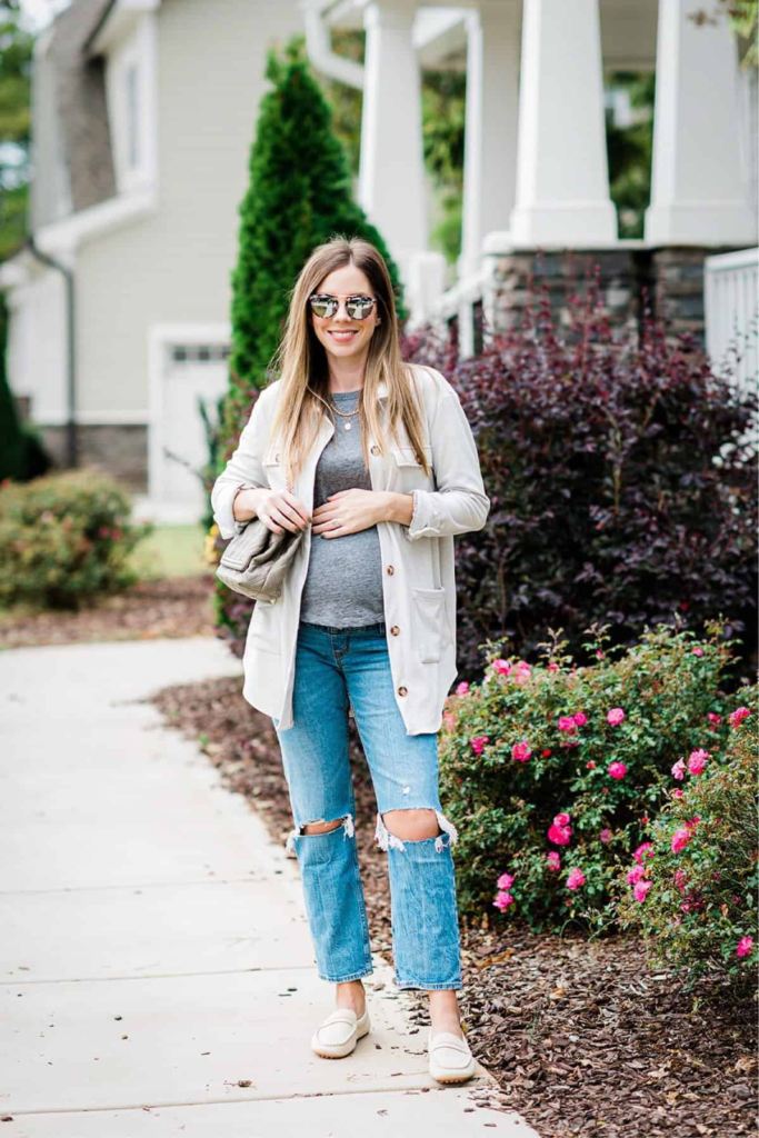Casual Chic with Oversized Cardigan