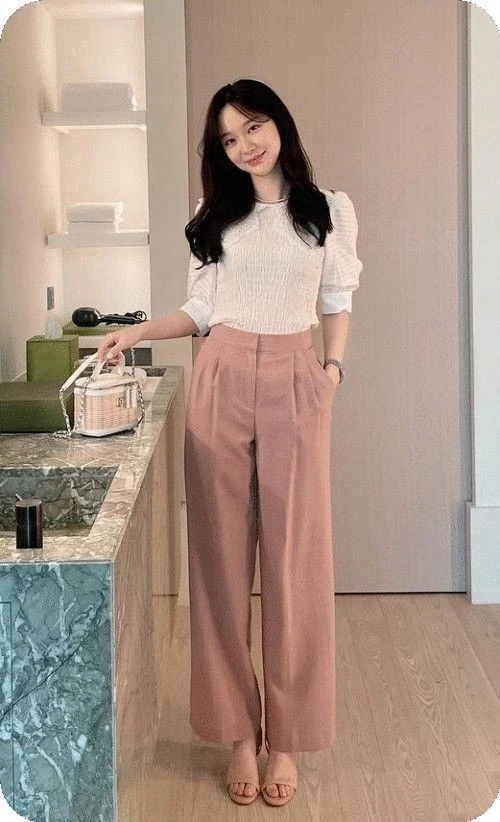 Elegant Puff-Sleeve Blouse and Wide-Leg Pants