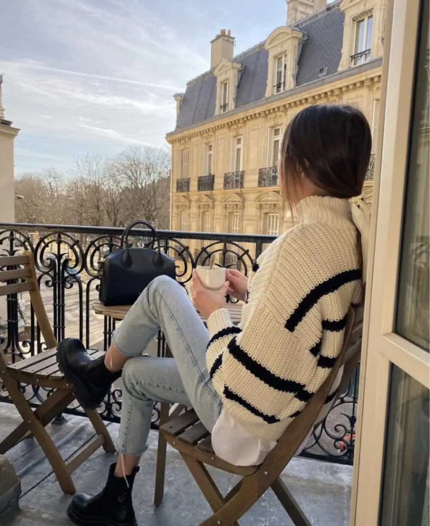 Cozy Chic On A Parisian Balcony
