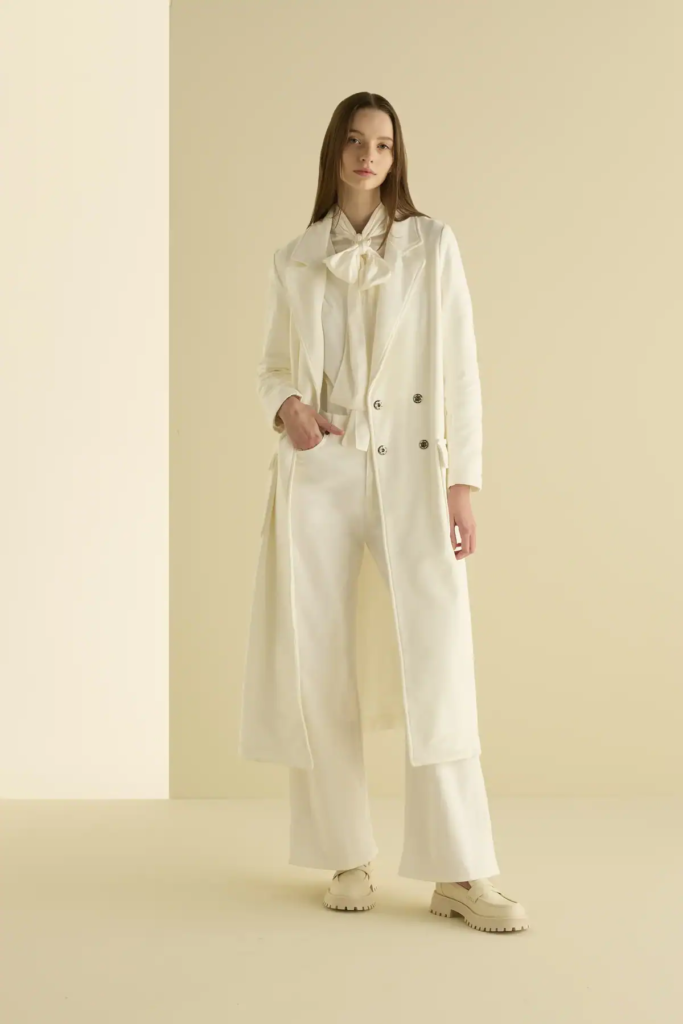 Monochromatic White Tailored Ensemble