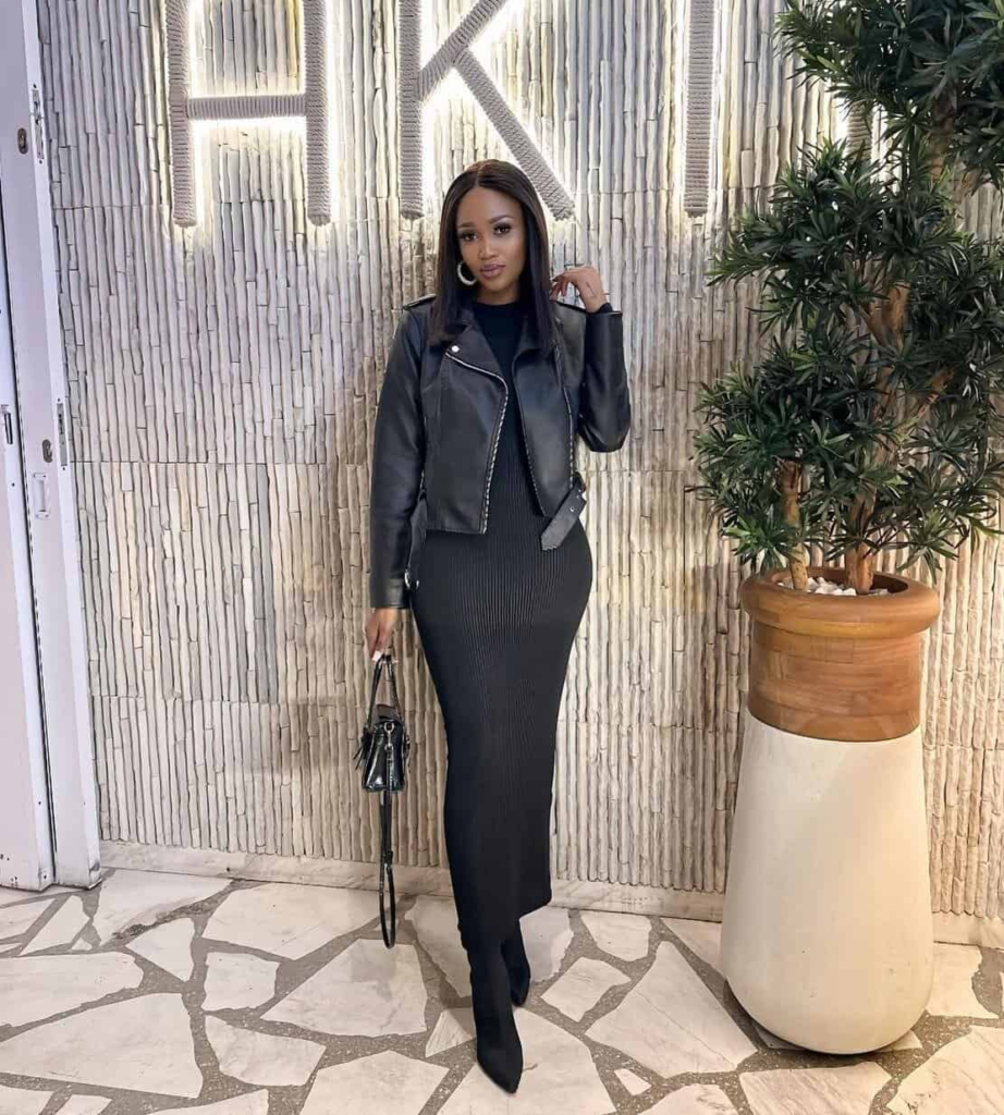 Sleek All-Black with Leather Accent