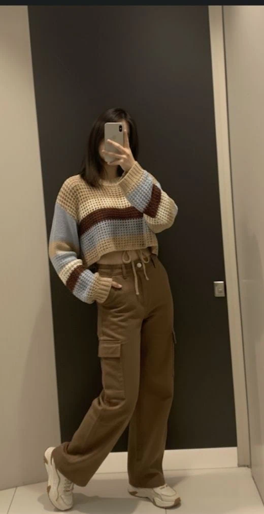 Cropped Knit with Cargo Pants Combo